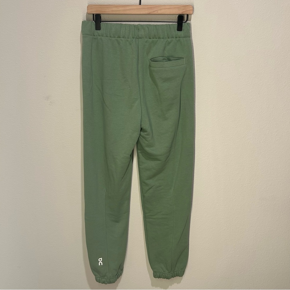 NWT On Cloud Women’s Club Pants Fern Size Small - Picture 3 of 5
